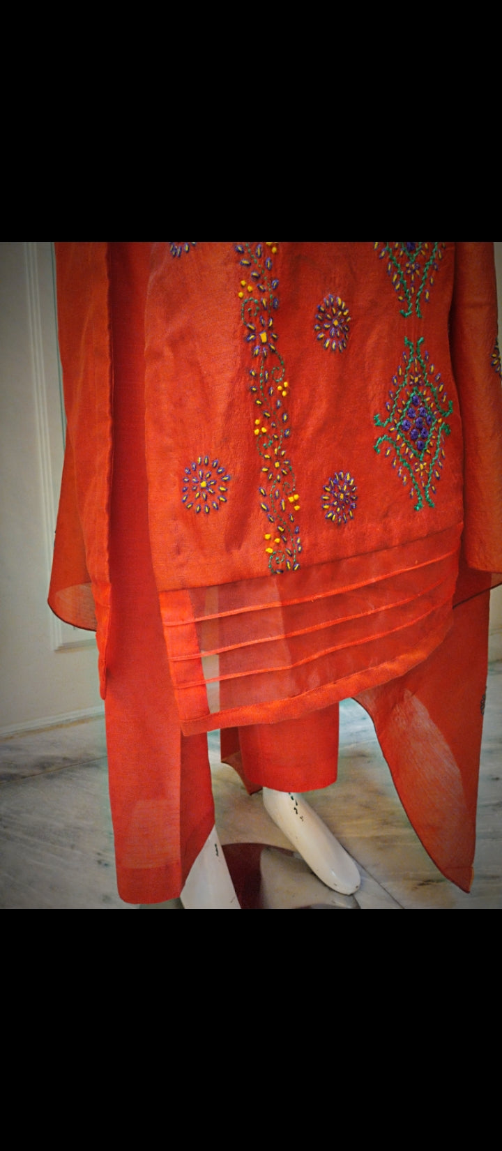Embroided 3piece