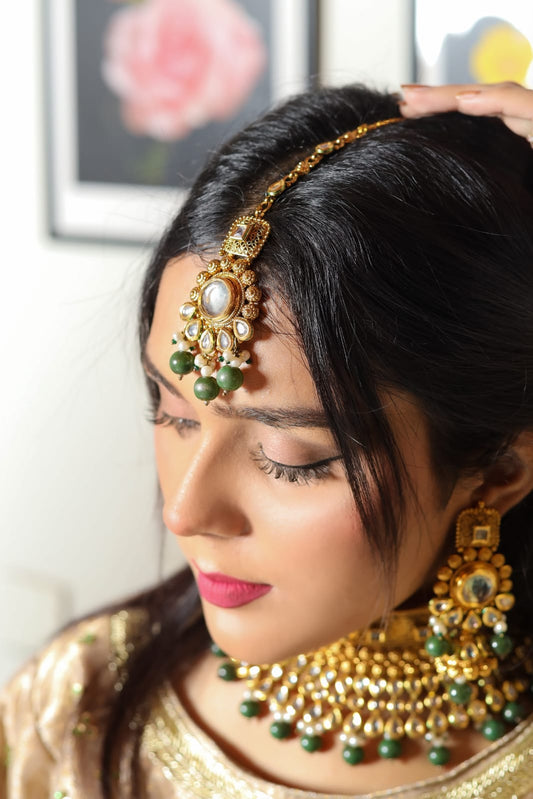 Emerald Green Choker Kundan Bridal Set