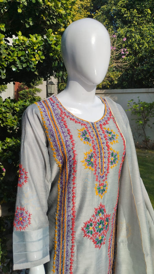 Khaddi Lawn Embroided 3piece