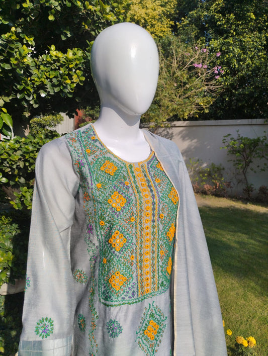 Khaddi Net 3piece Embroided